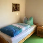 Haus Liesal アパート シュピーゲラウ